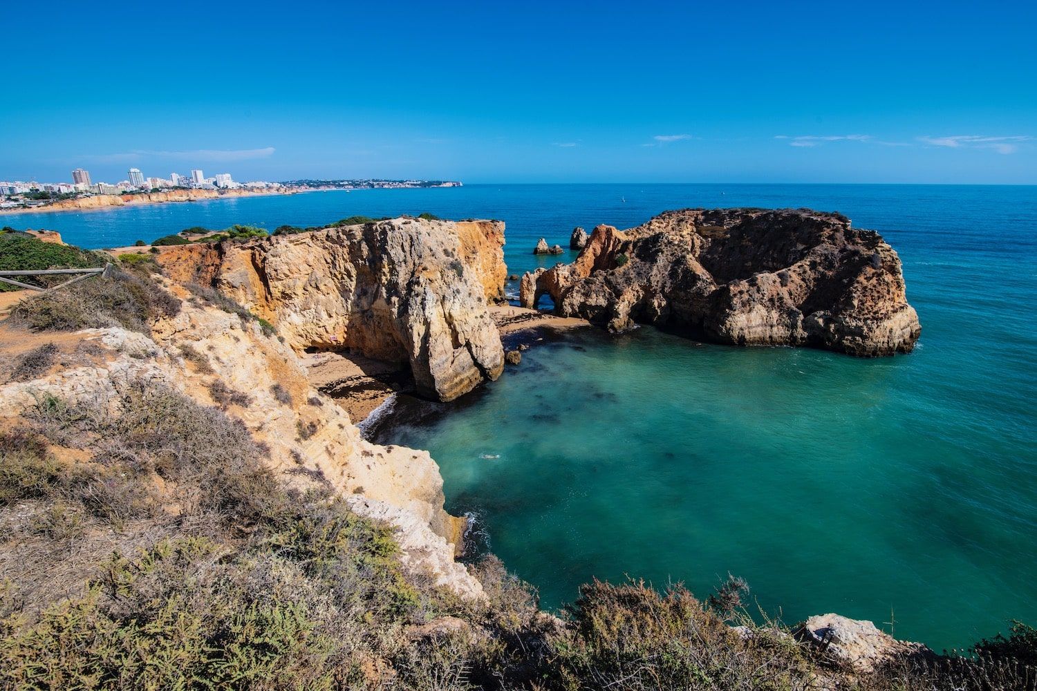 Your Guide to Portugal&#8217;s Algarve