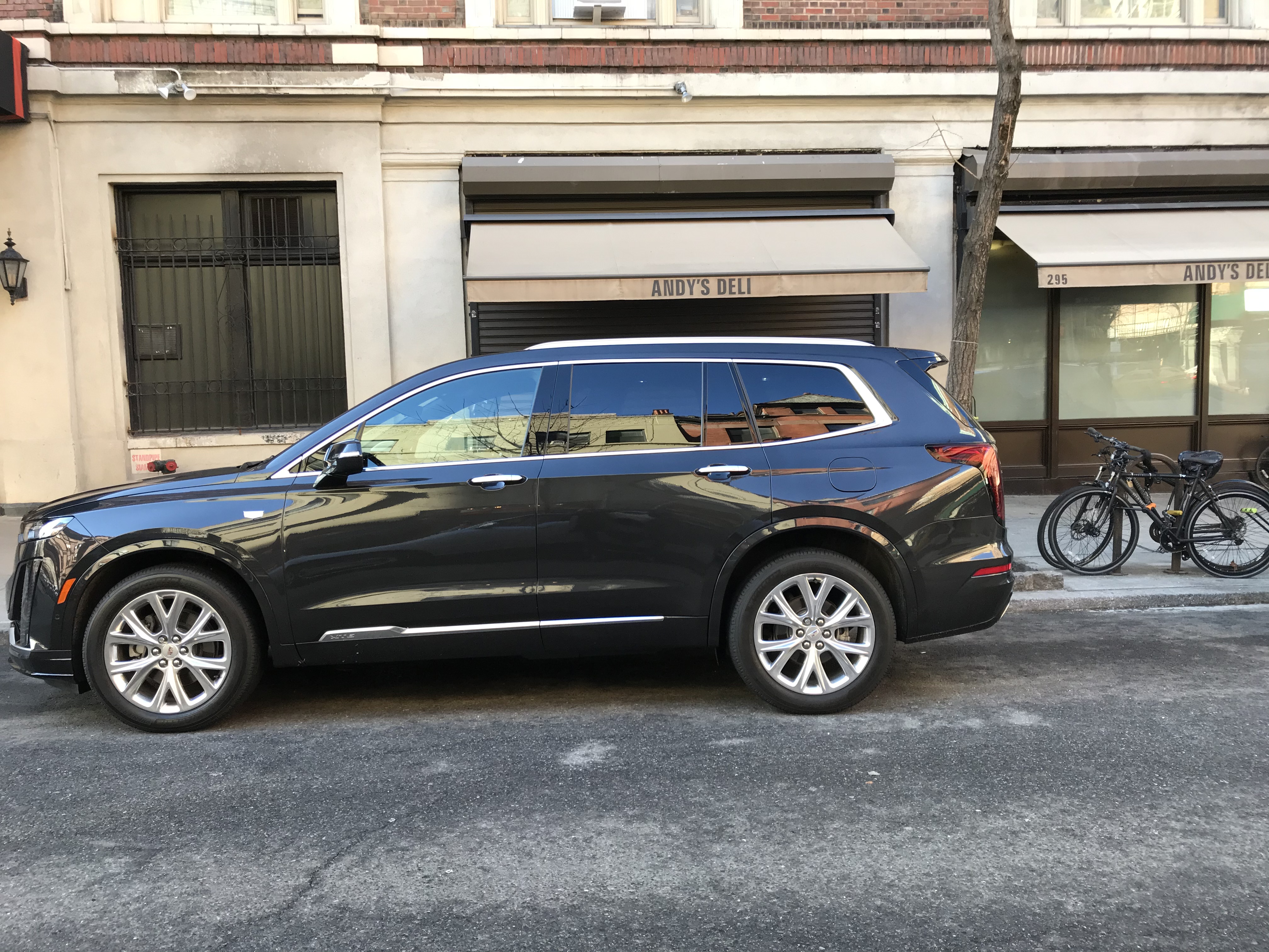 The 2020 Cadillac XT6 AWD Crossover