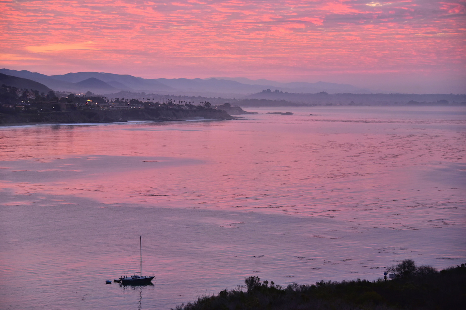 Where To See An Amethyst Crystal Purple Beach We Blog The World Sunrise Over Shell Beach California