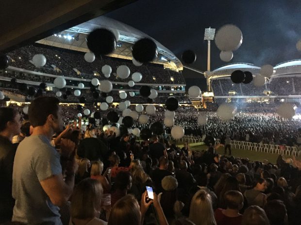 Adele at Adelaide Oval