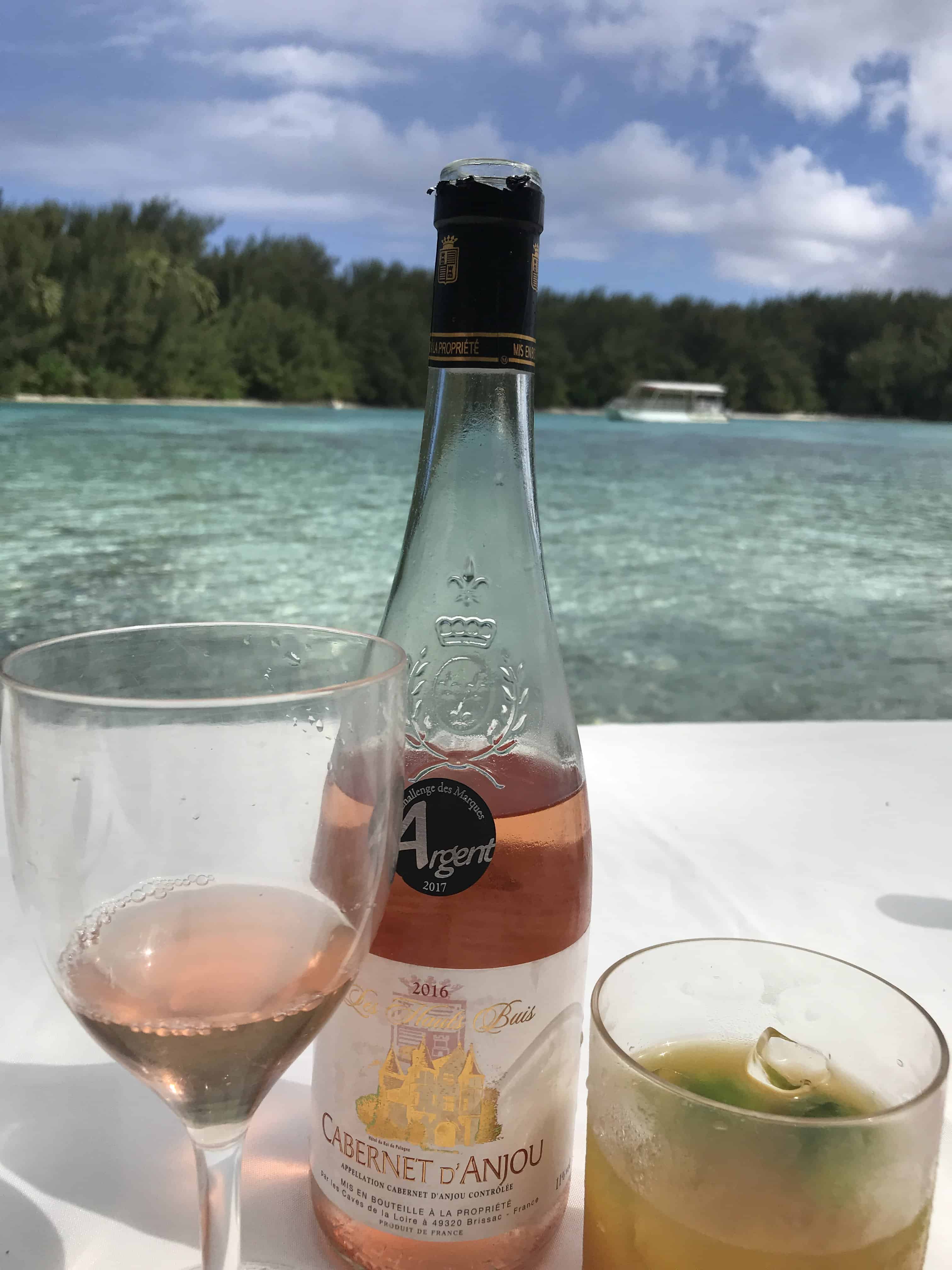 tahiti travel guide