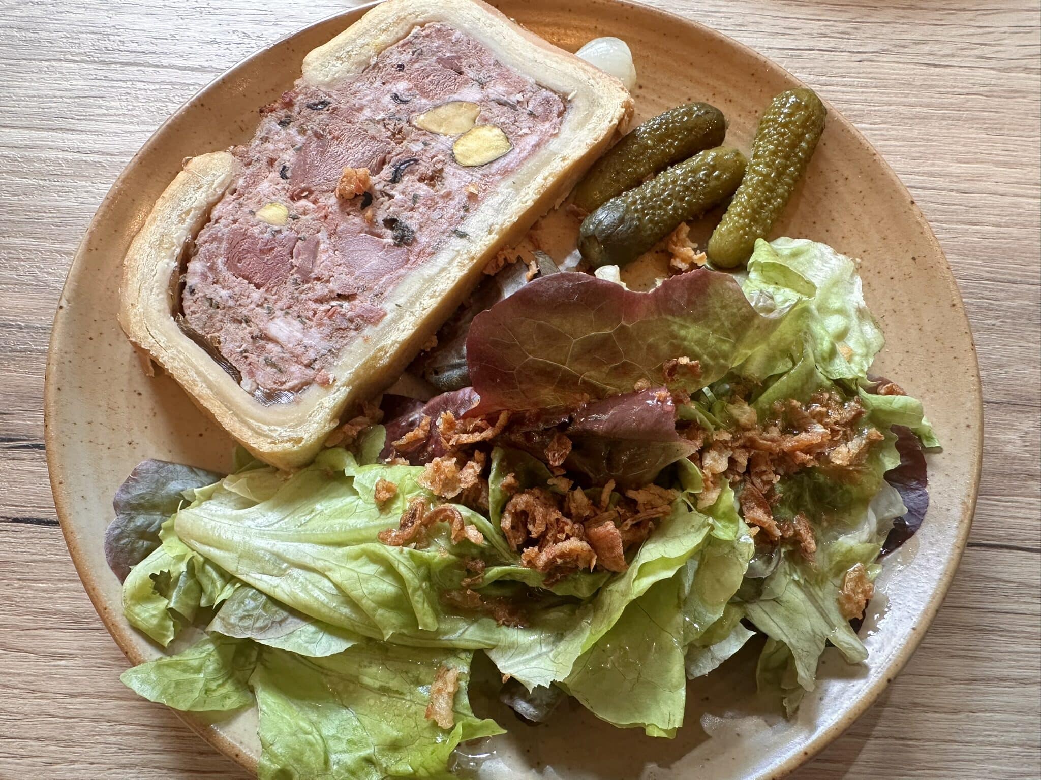 Pate at Les Domaines Qui Montent