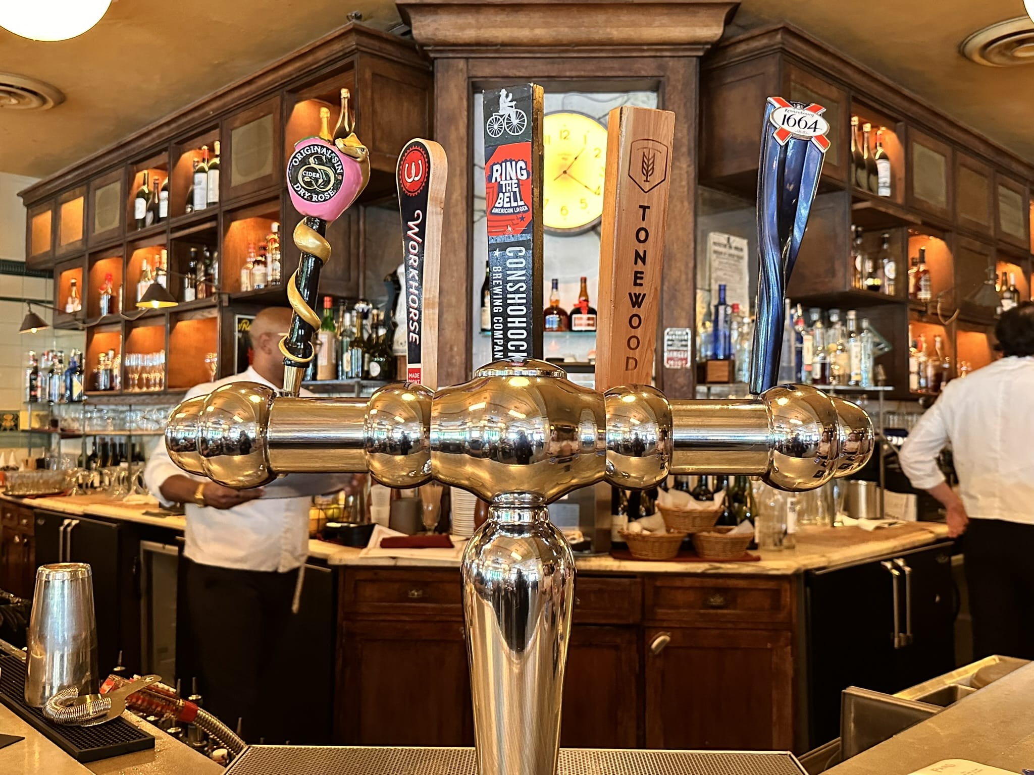 The bar at Parc Restaurant