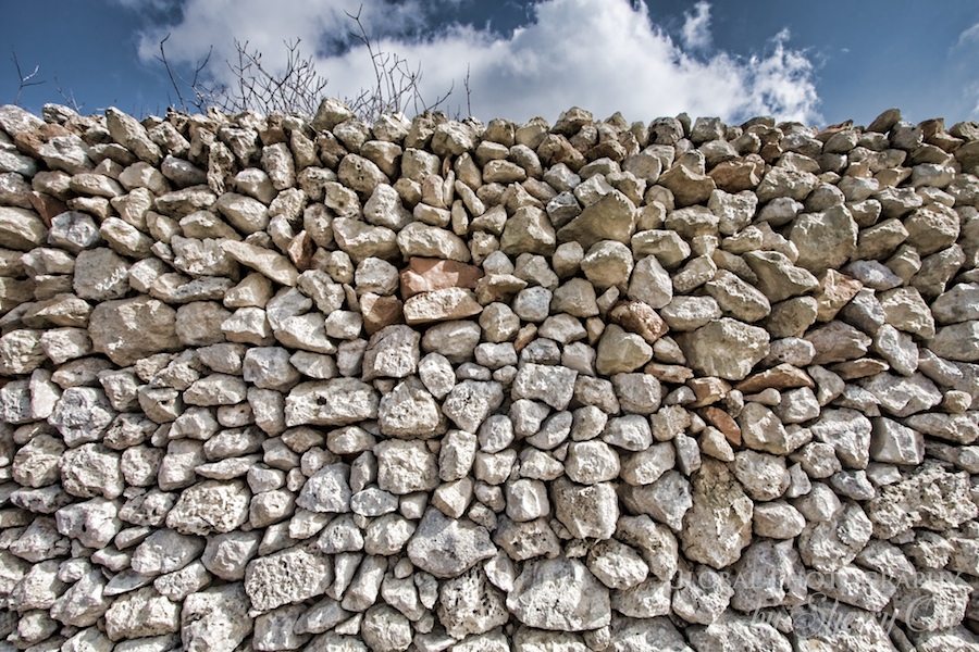 строительный мусор на снегу. Rubble-12000. Rubble and debris. Rubble перевод. Rubble перевод.