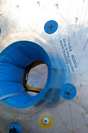 Zorbing 11