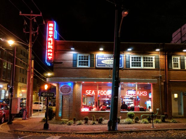 48 Hours in Alexandria, VA - Travels of Adam - http://travelsofadam.com/2017/03/48-hours-alexandria-virginia/