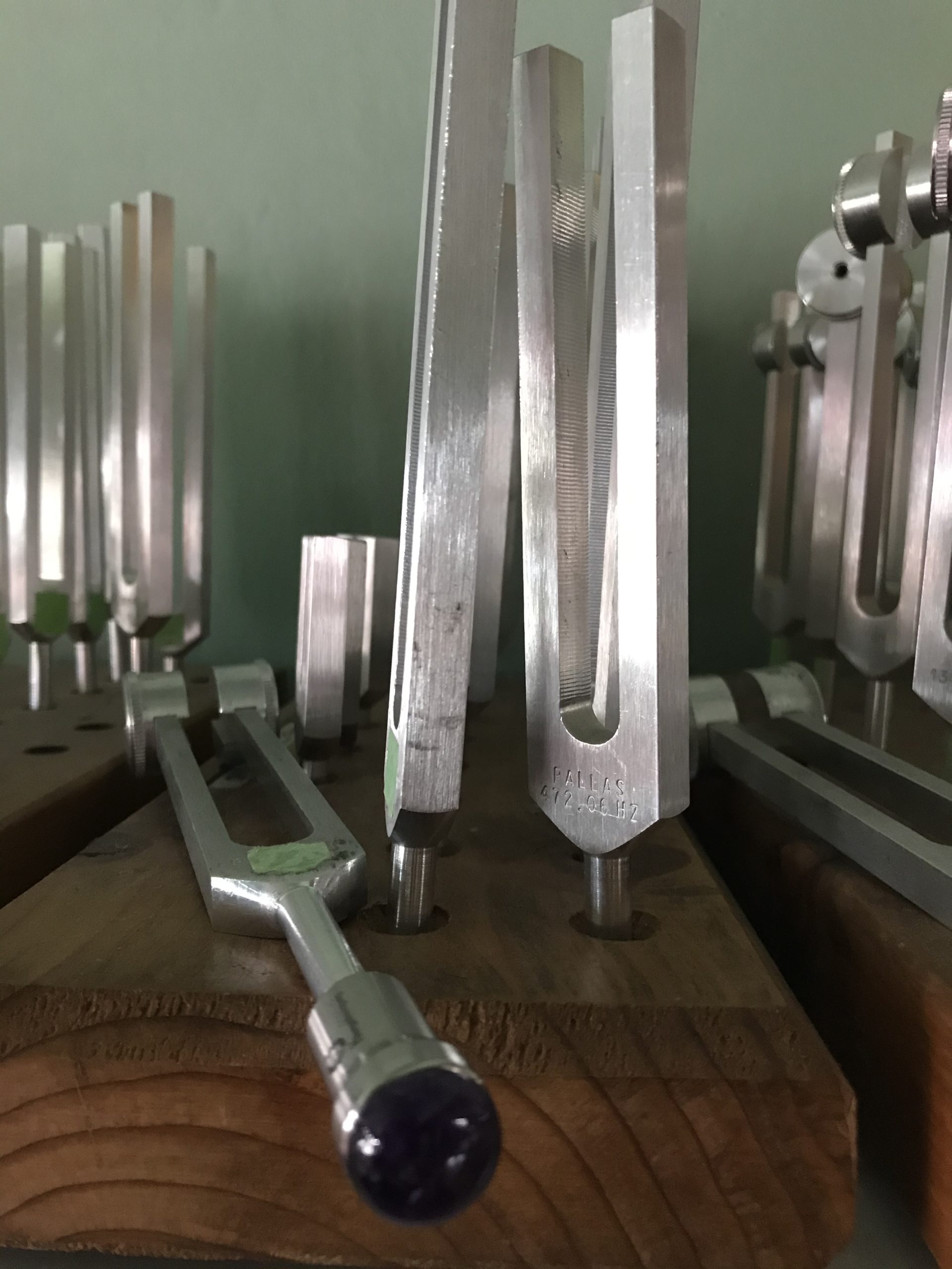 Minna sound healing tuning forks