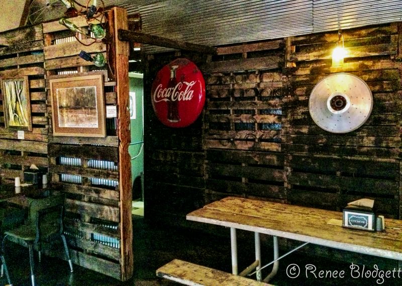 oxbow-inside shots in clarksdale (4)