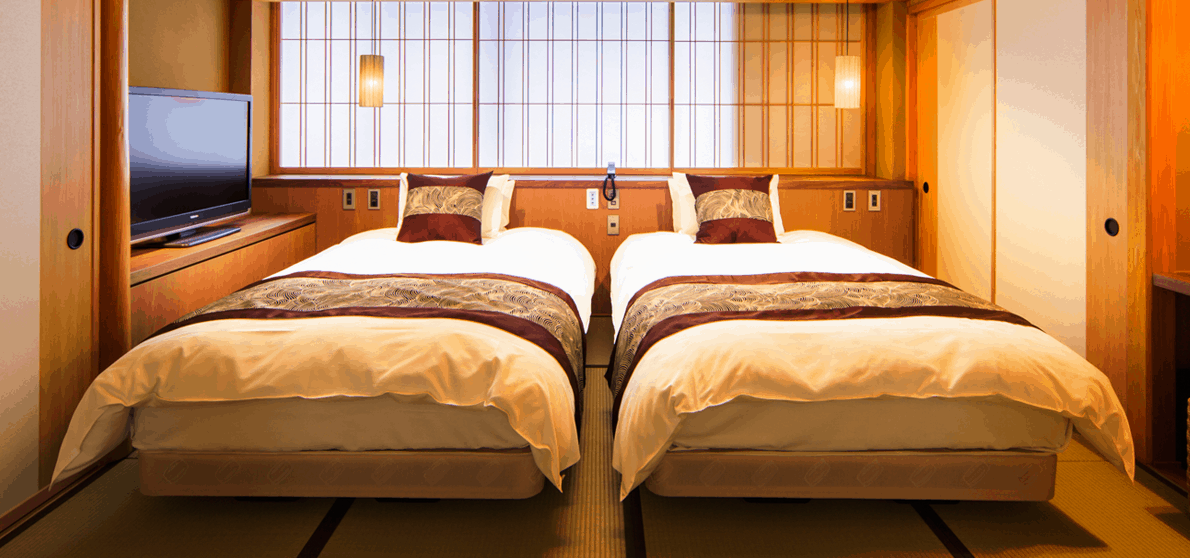 Your own private tub overlooking Mt. Fuji at Kaneyamaen on the upper floors